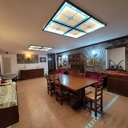 Madama Dore, Casa Indipendente Con Grande Giardino E Parcheggio Privato La Spezia