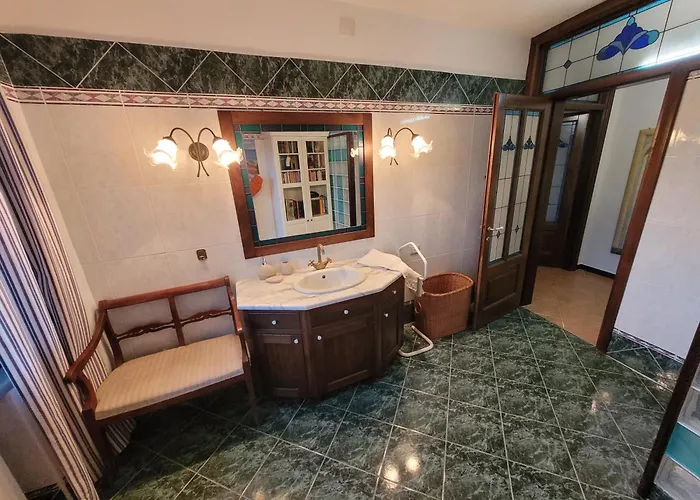 Madama Dore, Casa Indipendente Con Grande Giardino E Parcheggio Privato