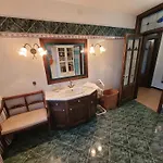 Madama Dore, Casa Indipendente Con Grande Giardino E Parcheggio Privato