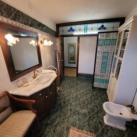 Madama Dore, Casa Indipendente Con Grande Giardino E Parcheggio Privato *