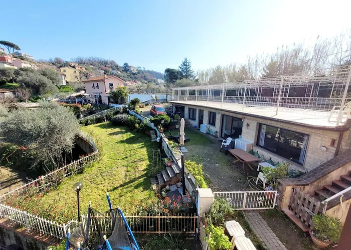 Madama Dore, Casa Indipendente Con Grande Giardino E Parcheggio Privato Ла-Спеція